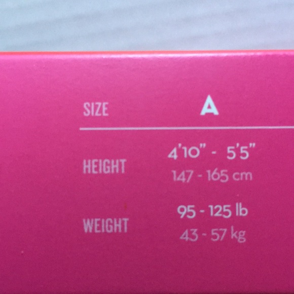 SPANX BLACK OPAQUE BELLY FIRMING & BUTT LIFTING TIGHTS. - Picture 6 of 7